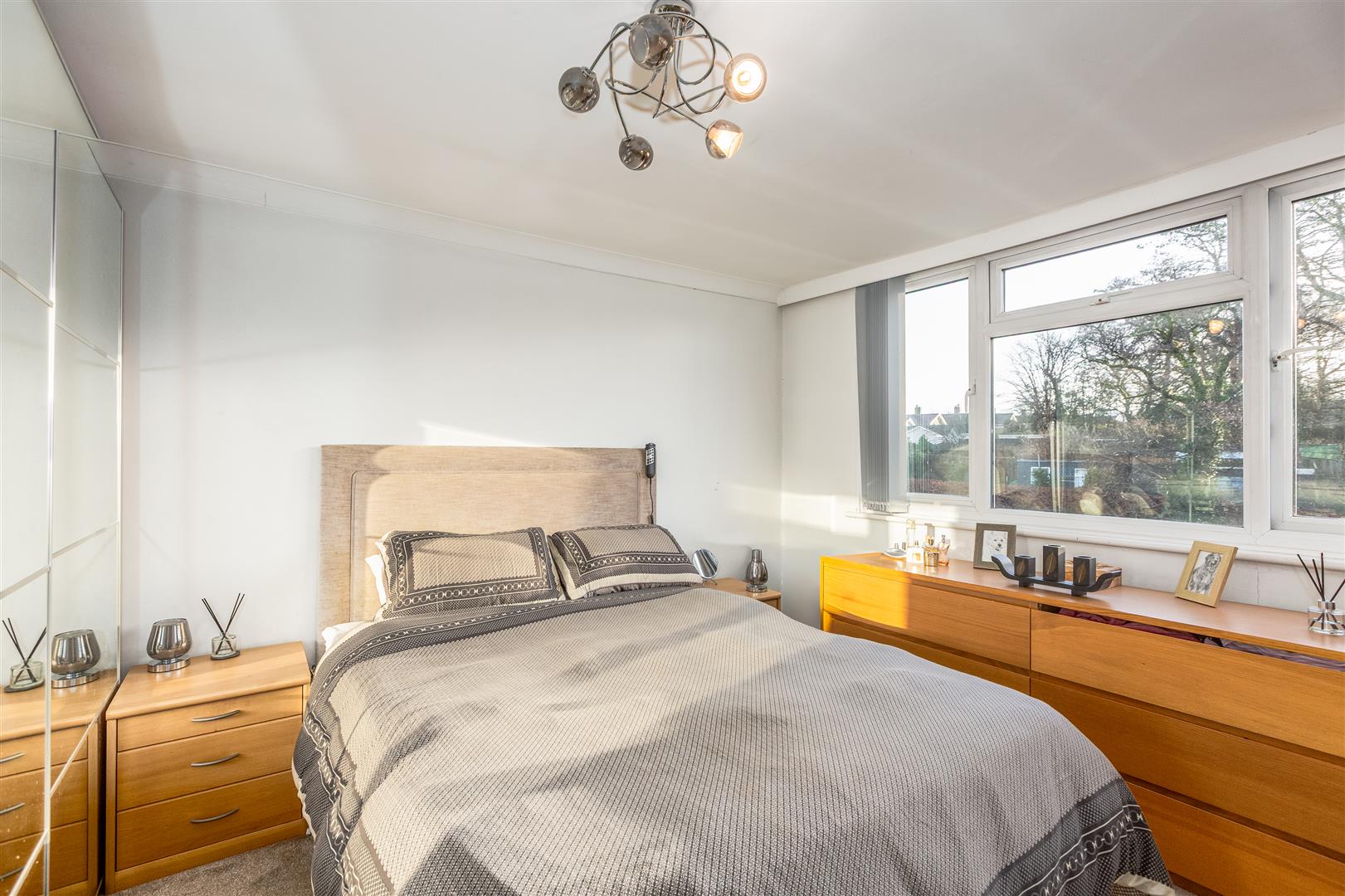 Woodfield Avenue, Pontlliw, SWANSEA, SA4 9EQ